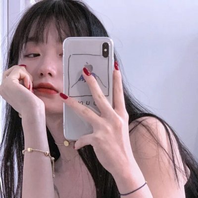 女孩,母亲与恶魔